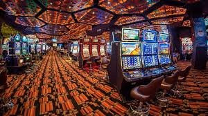 uang4d login mobile app showing live dealer table and sportsbook markets interface